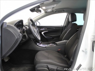 Opel Insignia 2,0 CDTi 4x4 AT Country T 2015