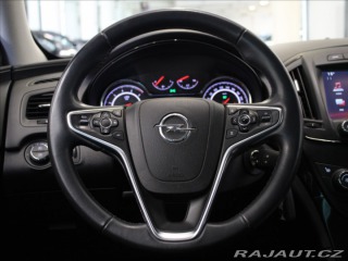 Opel Insignia 2,0 CDTi 4x4 AT Country T 2015