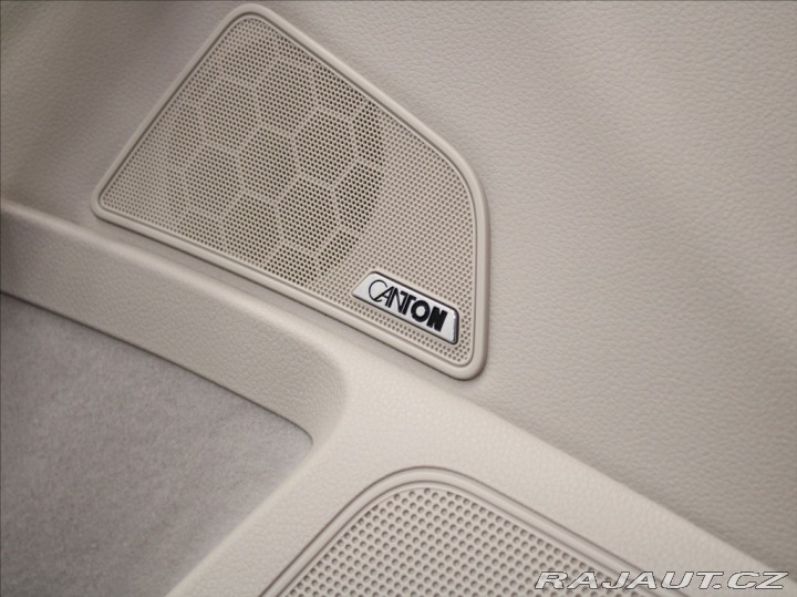 Škoda Superb 2,0 TDi DSG Style Canton 2015