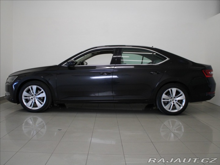 Škoda Superb 2,0 TDi DSG Style Canton 2015