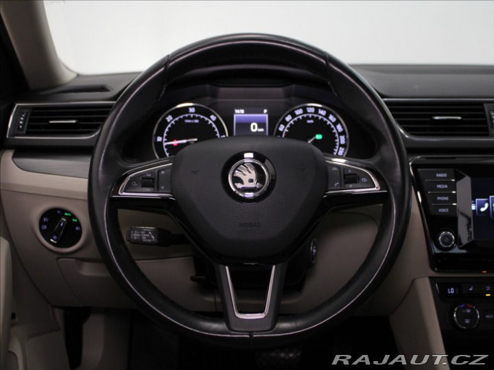 Škoda Superb 2,0 TDi DSG Style Canton 2015