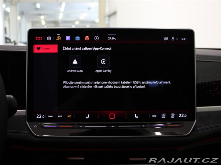 Volkswagen Passat 2,0 TDi R-Line PANO Tažné 2025