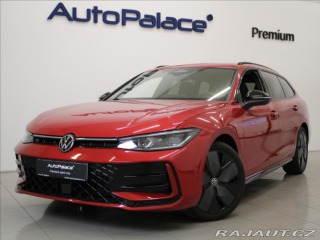 Volkswagen Passat 2,0 TDi R-Line PANO Tažné 2025