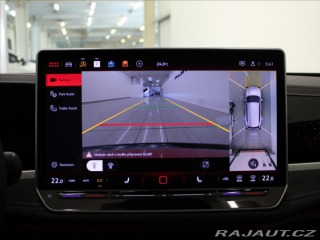 Volkswagen Passat 2,0 TDi R-Line PANO Tažné 2025