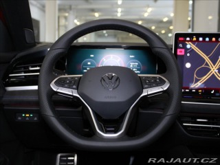 Volkswagen Passat 2,0 TDi R-Line PANO Tažné 2025