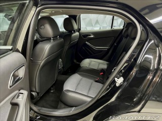 Mercedes-Benz GLA 220d 7G-TRONIC 4MATIC STY 2016