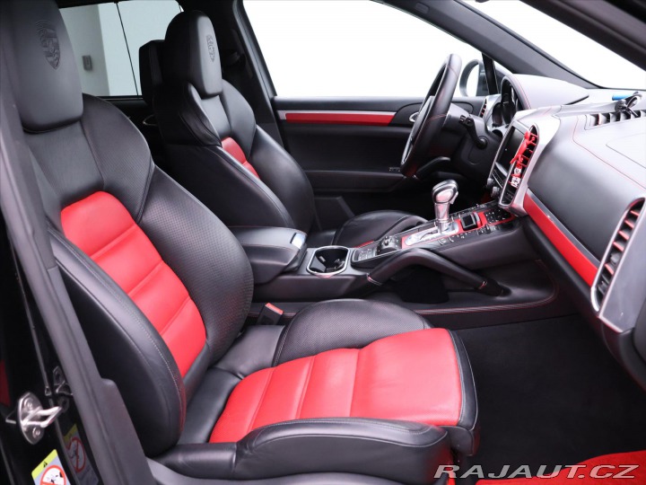 Porsche Cayenne 3,0 TDI 180kW V6 CZ DPH 2012