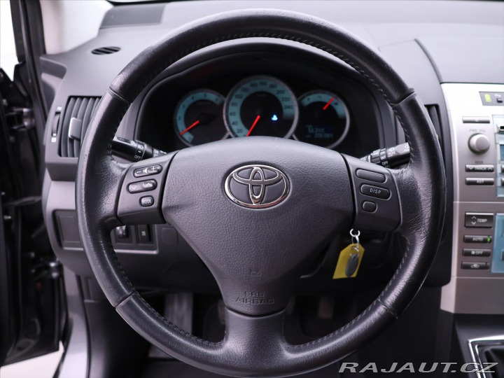 Toyota Corolla Verso 2,2 D4-D 100kW CZ Edition 2008