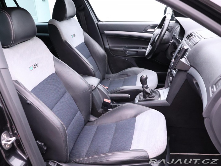 Škoda Octavia 2,0 TDI 125kW RS Xenon Na 2011