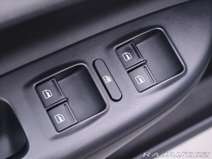 Škoda Octavia 2,0 TDI 125kW RS Xenon Na 2011
