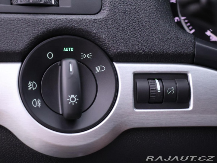 Škoda Octavia 2,0 TDI 125kW RS Xenon Na 2011