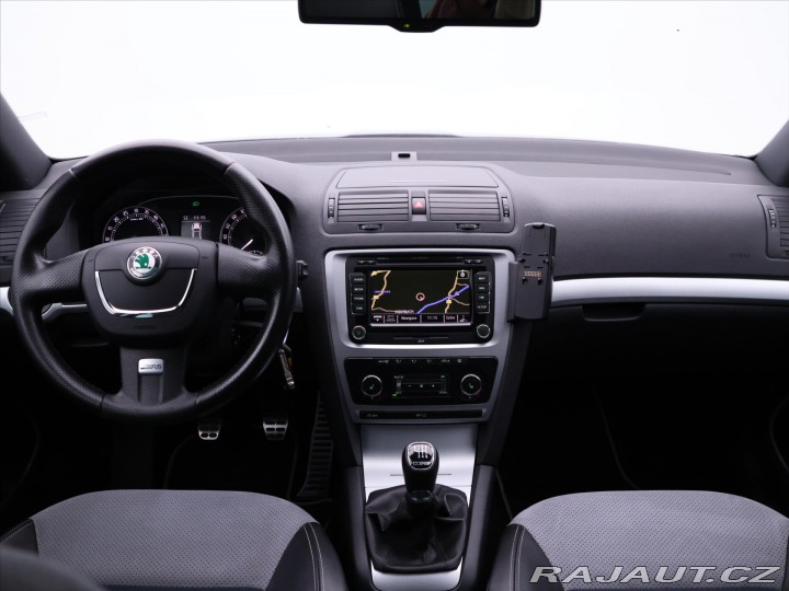 Škoda Octavia 2,0 TDI 125kW RS Xenon Na 2011