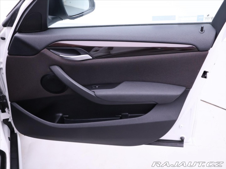BMW X1 2,0 xDrive18d Navi CZ 2013