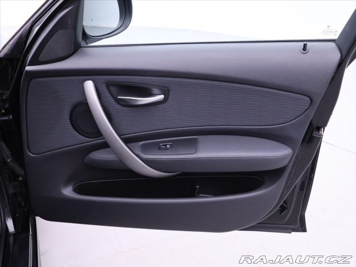BMW 1 2,0 118d 105kW Aut.klima 2010
