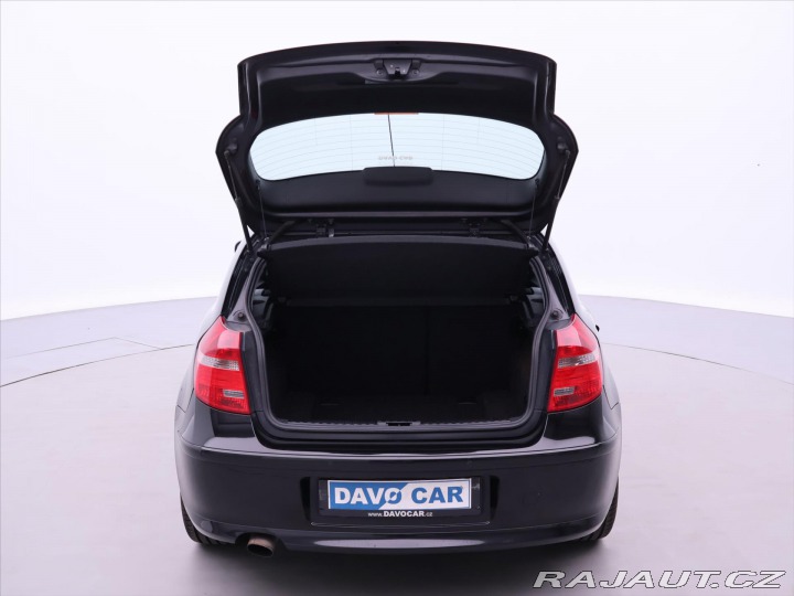 BMW 1 2,0 118d 105kW Aut.klima 2010