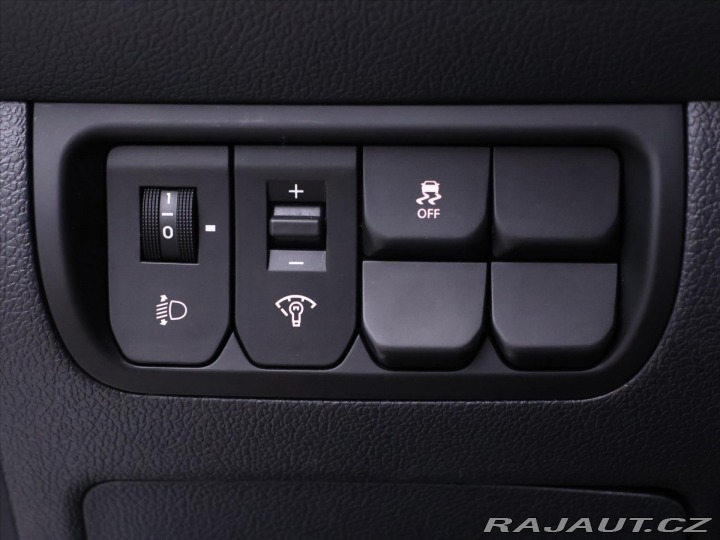 Kia Rio 1,3 CVVT 62kW Active 2012