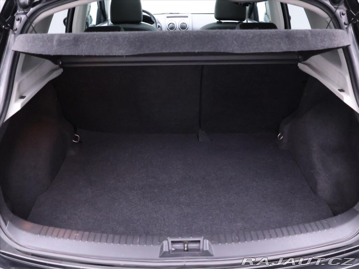 Nissan Qashqai 1,6 i 86kW Acenta CZ 1.M 2012
