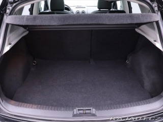 Nissan Qashqai 1,6 i 86kW Acenta  CZ 1.M 2012