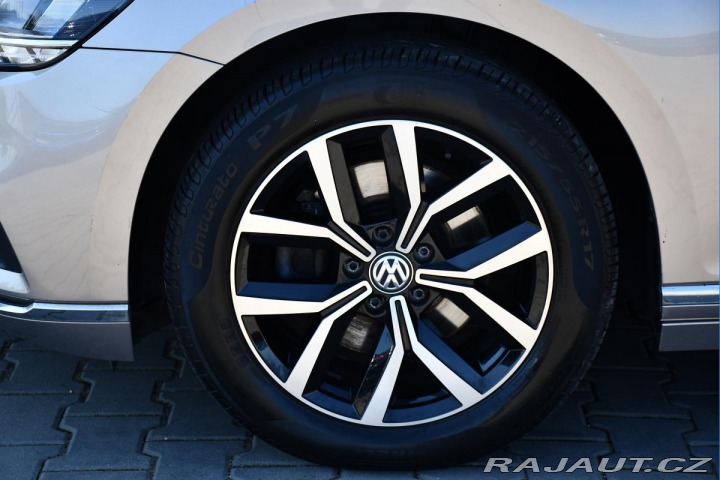 Volkswagen Passat 2.0TDi 140kW LED NAVI ČR 2019