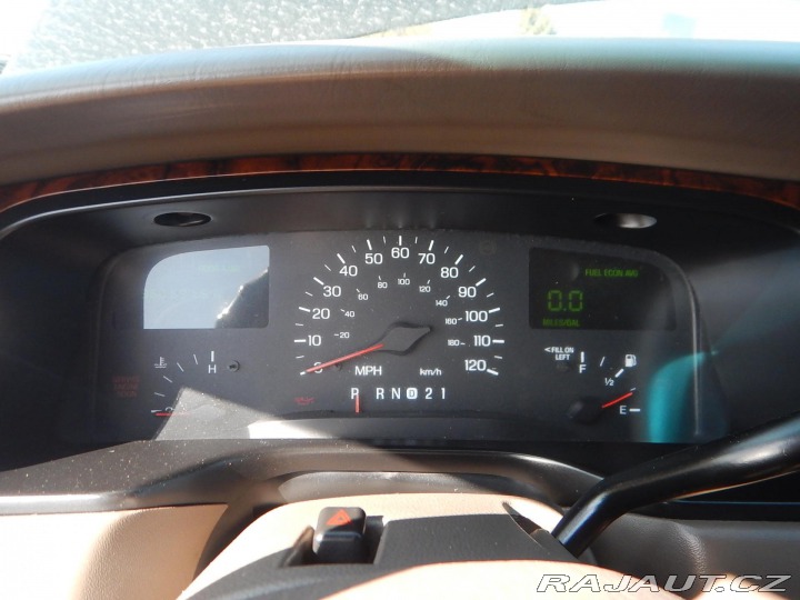 Lincoln Town Car 4.6 i 160 kw 1998