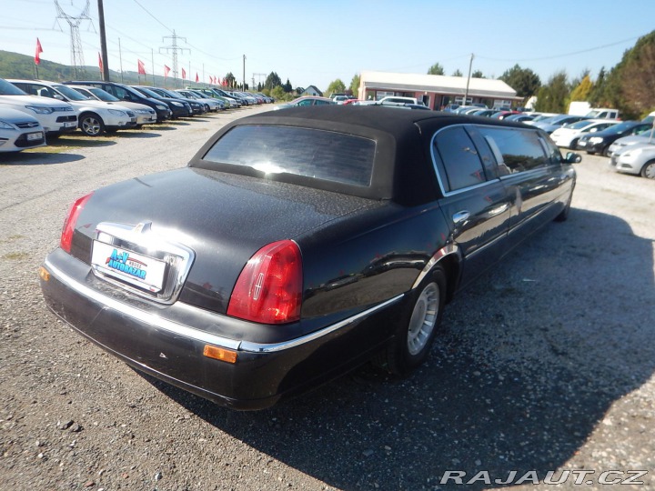 Lincoln Town Car 4.6 i 160 kw 1998