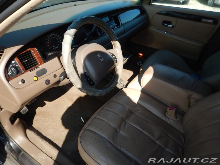Lincoln Town Car 4.6 i 160 kw 1998