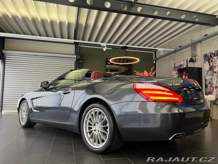 Mercedes-Benz SL 500 2012