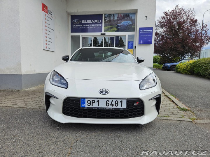 Toyota GR86 2,4 Executive 6 MT 2022