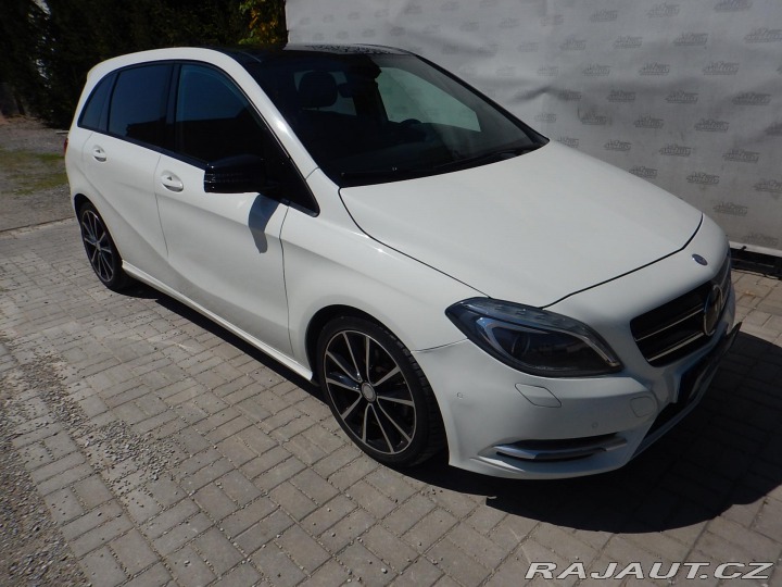 Mercedes-Benz B B 180 CDI, PANORAMA 2012