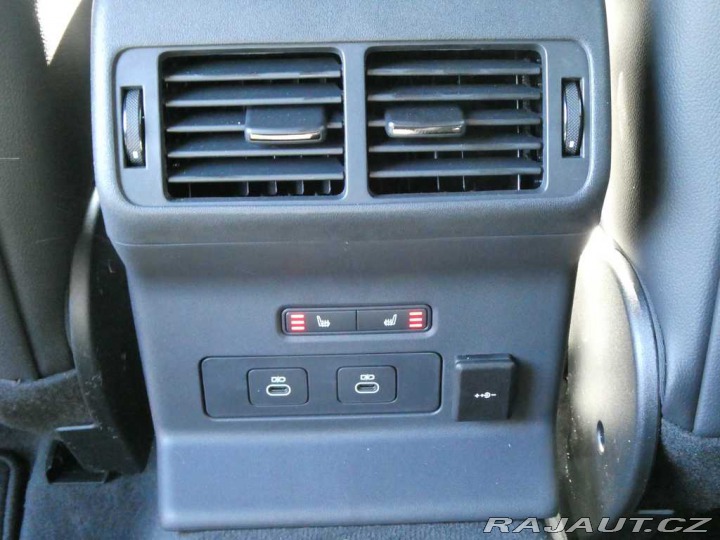 Land Rover Range Rover Velar 3,0 Dynamic SE D300 4x4 a 2026