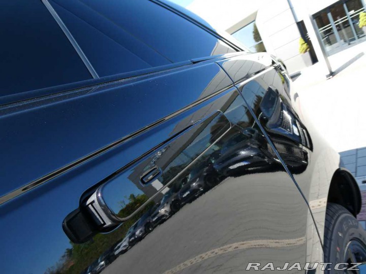 Land Rover Range Rover Velar 3,0 Dynamic SE D300 4x4 a 2026