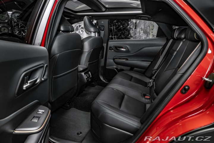 Toyota Crown AWD 2.4 Platinum Hybrid M 2023