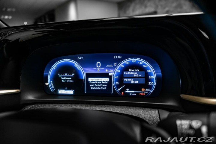 Toyota Crown AWD 2.4 Platinum Hybrid M 2023