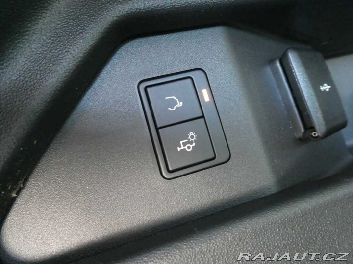Land Rover Discovery Sport 1,5 Dynamic SE P270e 2025