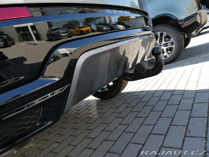 Land Rover Discovery Sport 1,5 Dynamic SE P270e 2025