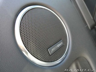 Land Rover Discovery Sport 1,5 Dynamic SE P270e 2025
