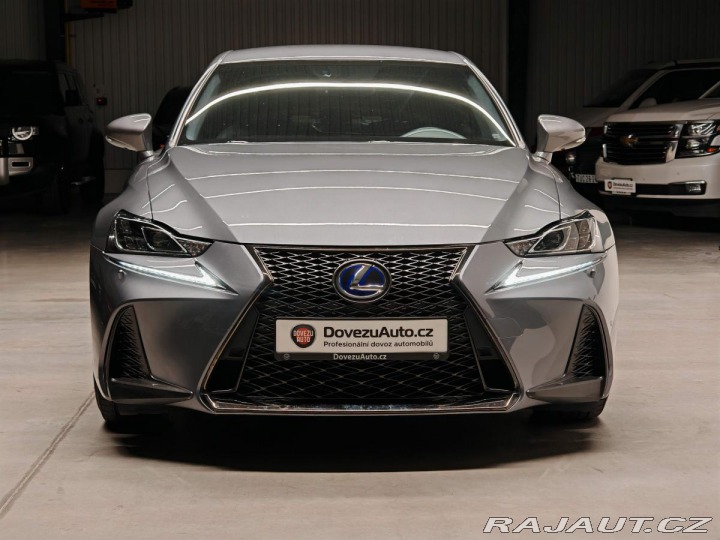 Lexus Ostatní modely IS 300h F-Sport ČR LED 2.majitel 2019