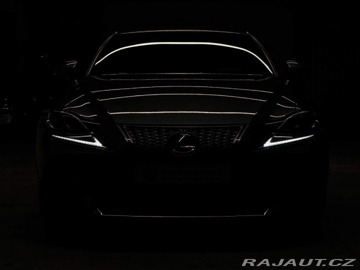 Lexus Ostatní modely IS 300h F-Sport ČR LED 2.majitel 2019