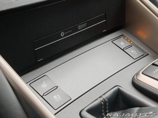 Lexus Ostatní modely IS 300h F-Sport ČR LED 2.majitel 2019