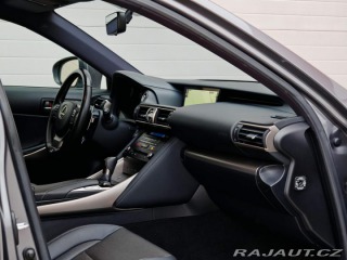 Lexus Ostatní modely IS 300h F-Sport ČR LED 2.majitel 2019