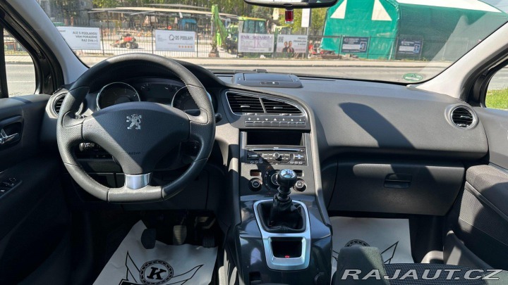 Peugeot 5008 2.0HDi 110kW *Pano*Navi*P 2011