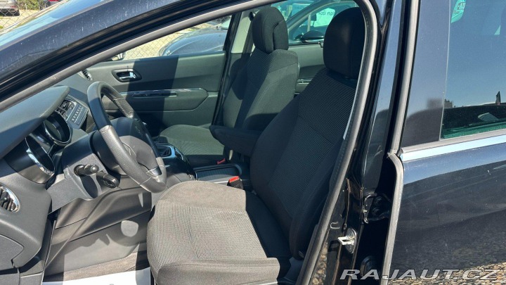 Peugeot 5008 2.0HDi 110kW *Pano*Navi*P 2011