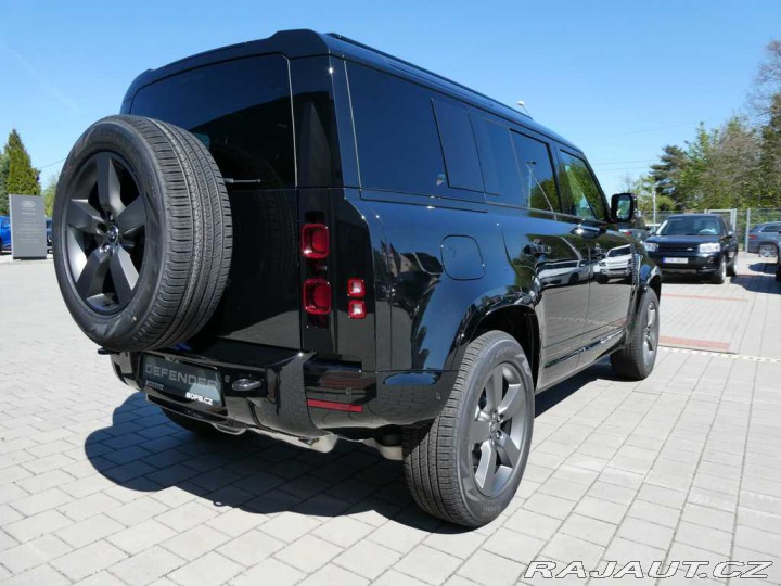 Land Rover Defender 110 2,0 X-Dynamic SE P300 2025