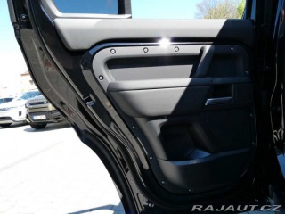 Land Rover Defender 110 2,0 X-Dynamic SE P300 2025