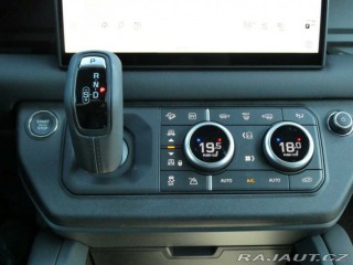 Land Rover Defender 110 2,0 X-Dynamic SE P300 2025