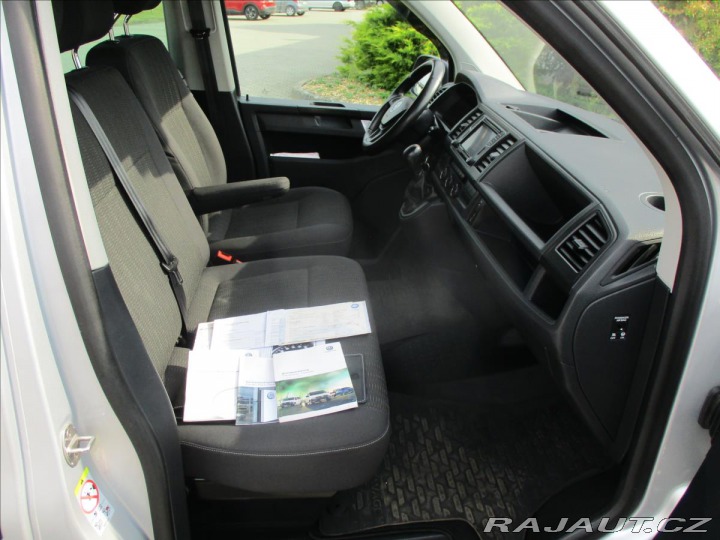 Volkswagen Caravelle 2,0 TDi 110kw DSG LONG 9m 2019