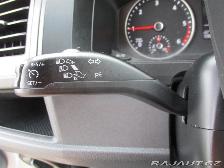 Volkswagen Caravelle 2,0 TDi 110kw DSG LONG 9m 2019