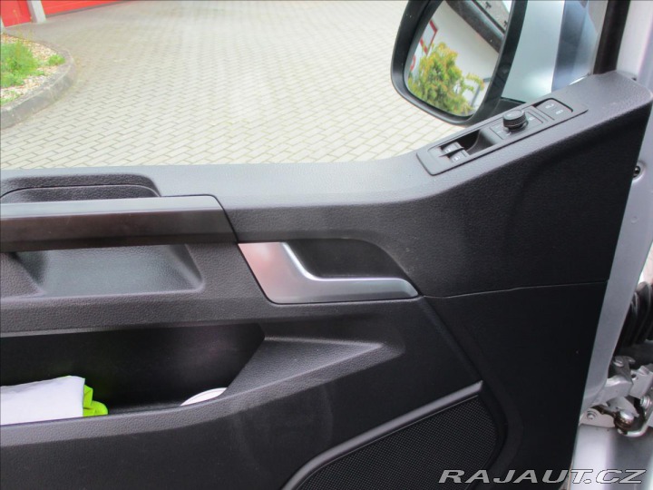 Volkswagen Caravelle 2,0 TDi 110kw DSG LONG 9m 2019