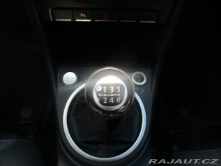 Volkswagen Beetle 1,4 TSi 118kw Xenon Led o 2012