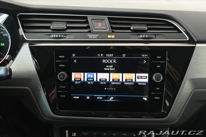 Volkswagen Touran 2,0 TDi 110kW DSG 7míst Z 2021